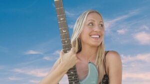 danni stefanetti local singer songwriter that also lives in new york